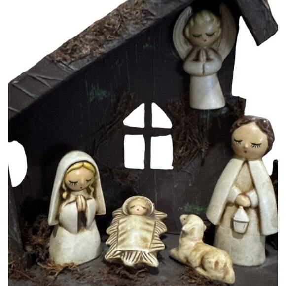 Mid-Century Nativity Scene Holy Family Crèche Minimalist - Picture 2 of 10